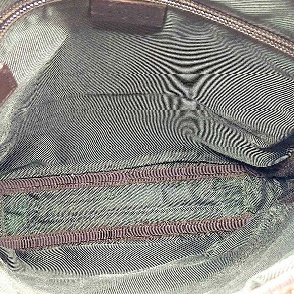 GUCCI GG Supreme Coated Canvas and Leather Crossbody Messenger Bag VINTAGE - Picture 8 of 17